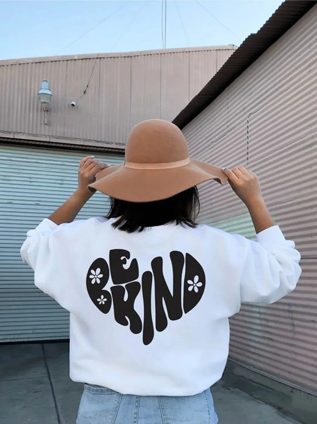 SXV  'Be kind’ Printed Cool Aesthetic Drop Shoulder Oversized Baggy Sweatshirt